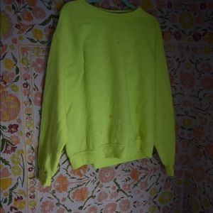 TRENDY LIME GREEN CREWNECK